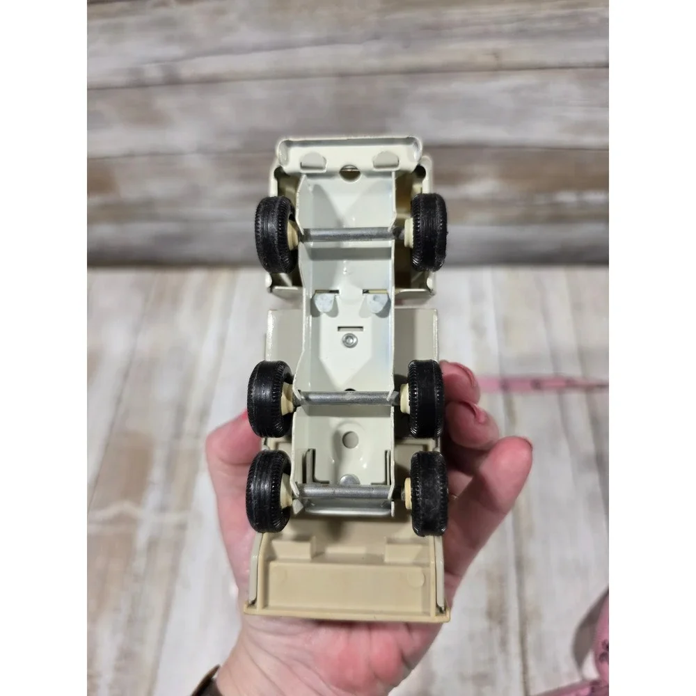 Vintage Tonka Bell‎ System Bucket Truck Diecast Metal Utility Vehicle White Tan